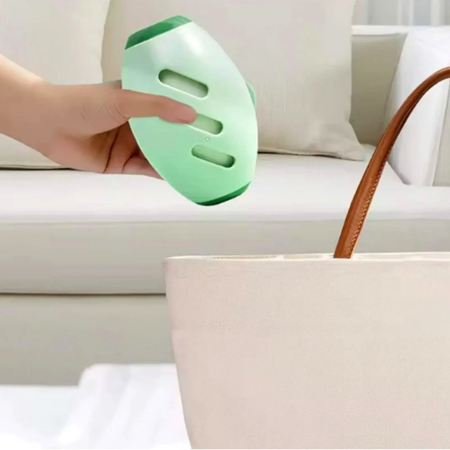 Pet Hair? Gone in Seconds   Reusable • No sticky sheets • Eco-friendly (Copia)